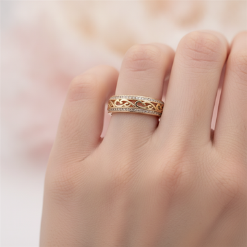 Yeri – Chic Hollow Ring