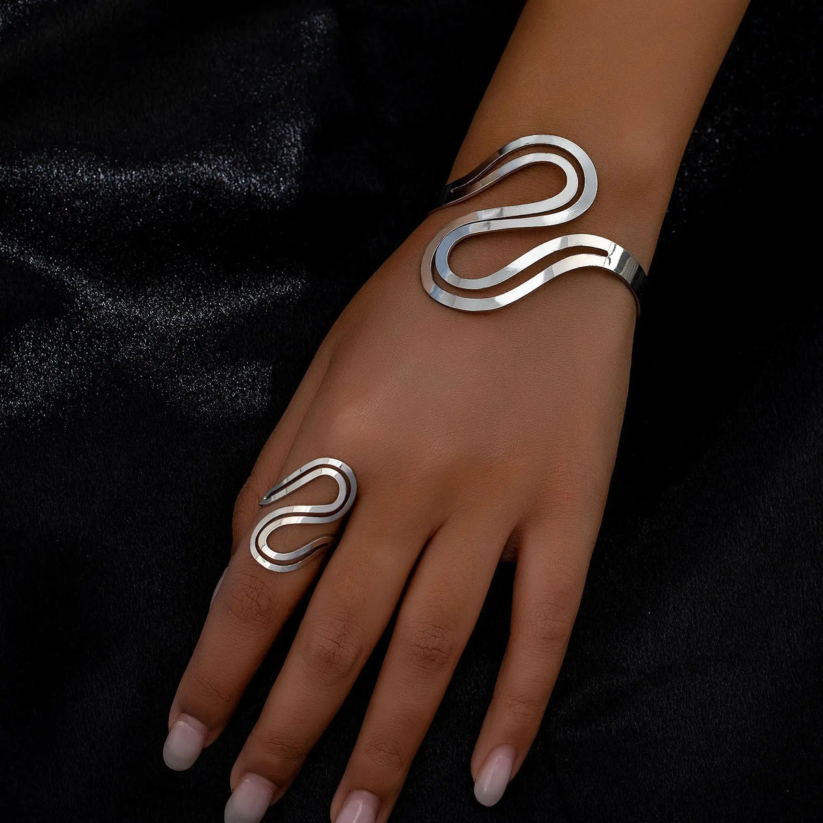 Lani – Adjustable Spiral Set