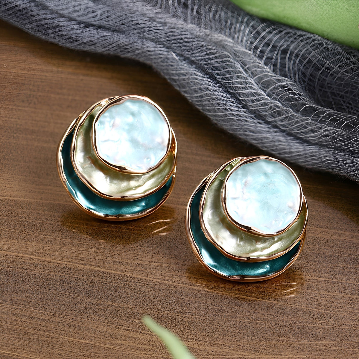 Mireya – Vintage Round Earrings Hand-Painted in Layers