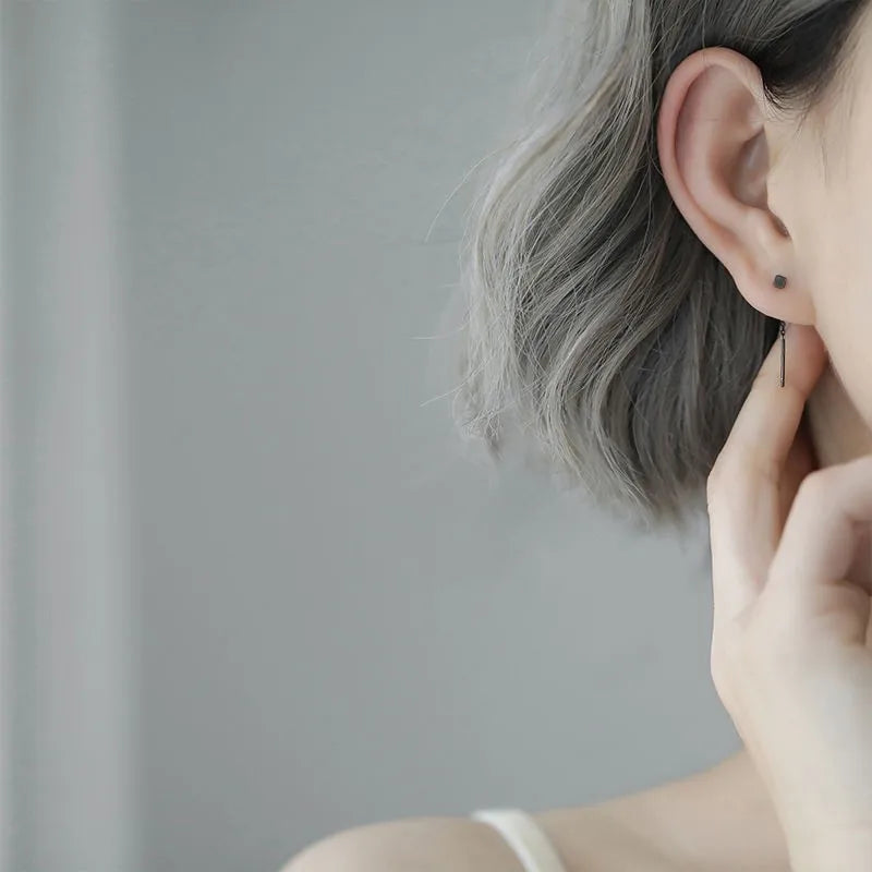 Kaelen – Cube Earrings with Stylish Tassels