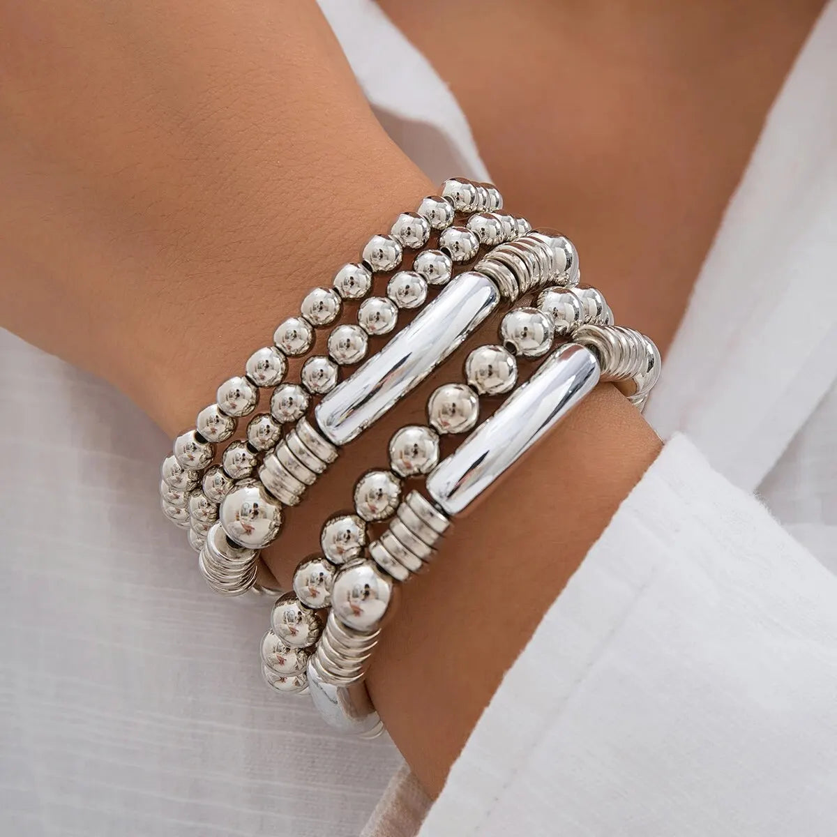 Mira – Set of 5 stackable bead bracelets