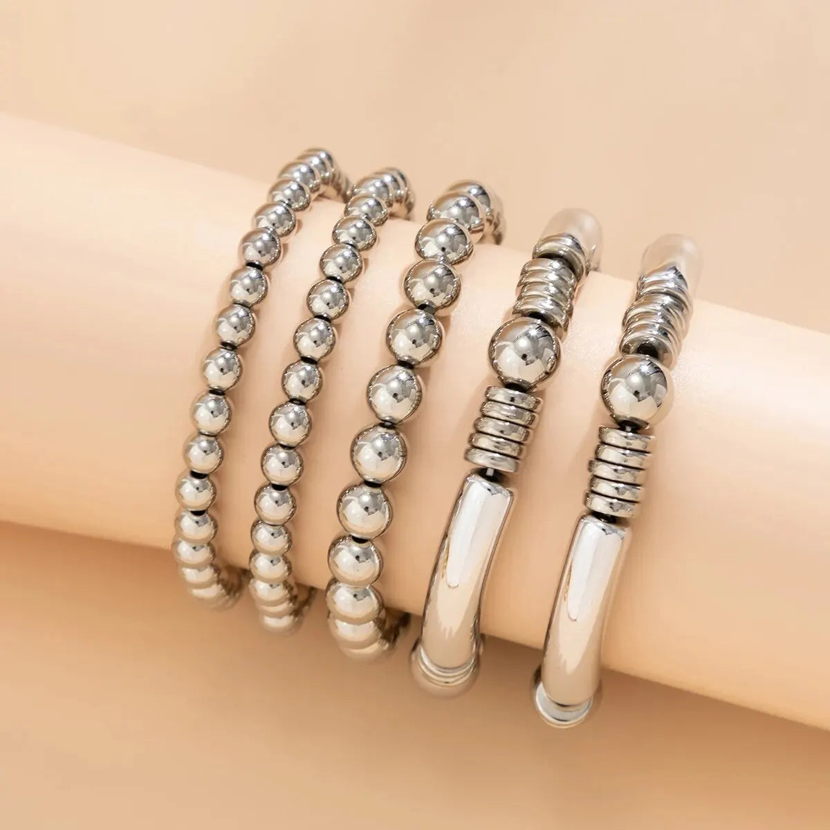 Mira – Set of 5 stackable bead bracelets