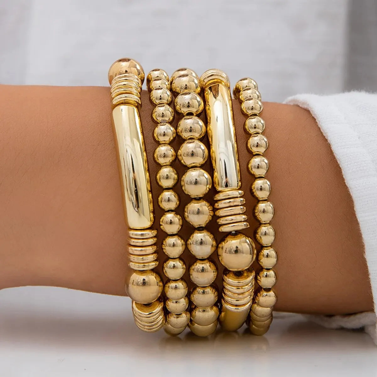 Mira – Set of 5 stackable bead bracelets