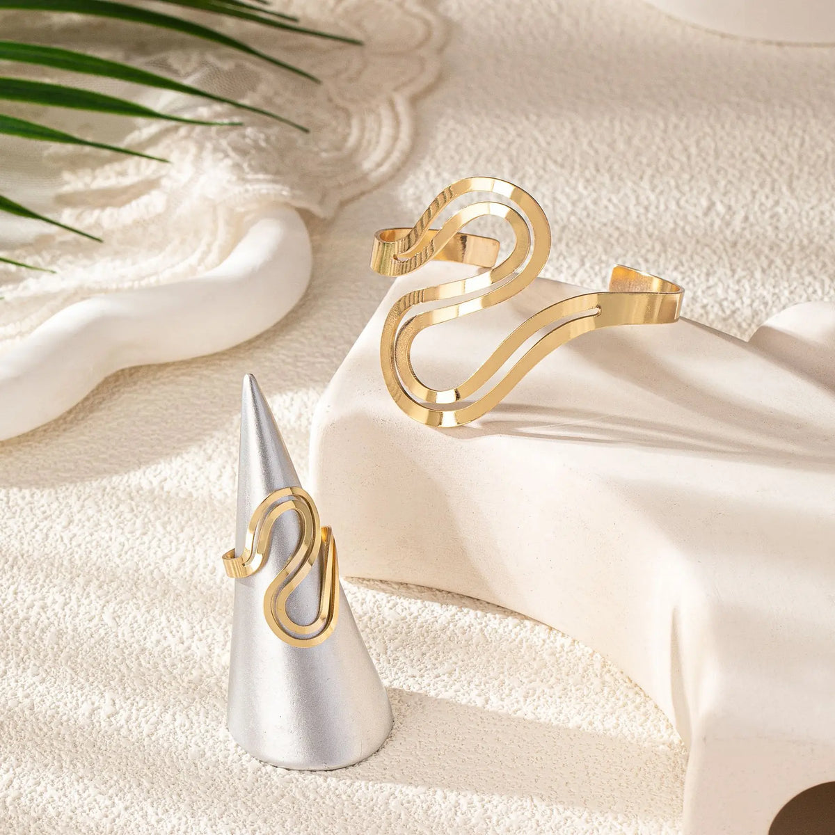 Lani – Adjustable Spiral Set