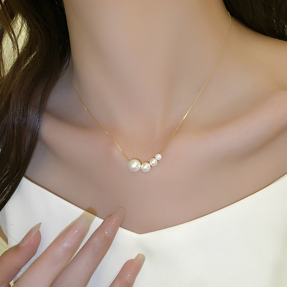 Dashiell – Necklace with Elegant Pearls