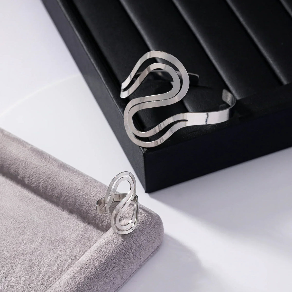 Lani – Adjustable Spiral Set