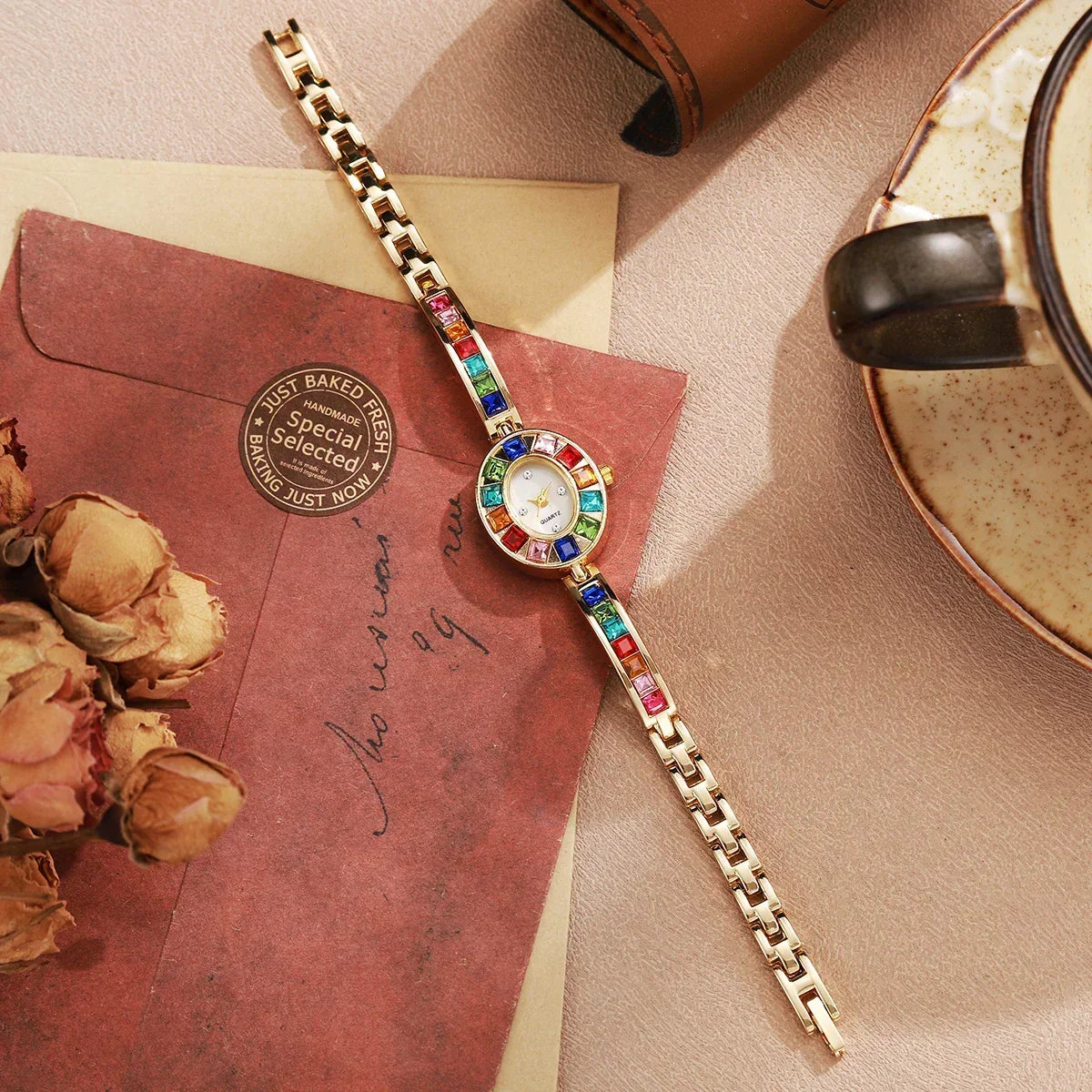 Rayna – Watch Sunshine and Prismatic Bezel