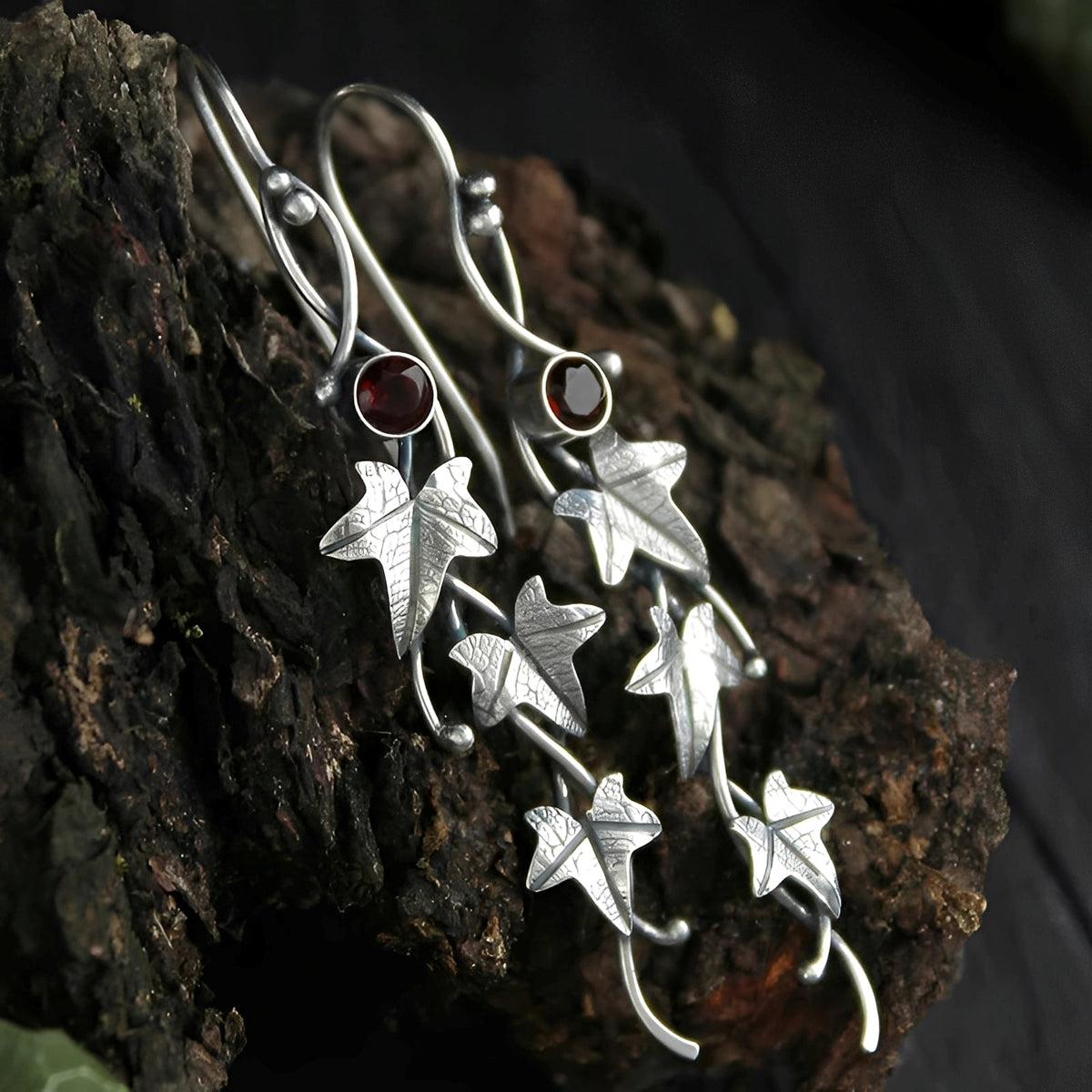 Nina – Vintage Earrings Fairy Leaf