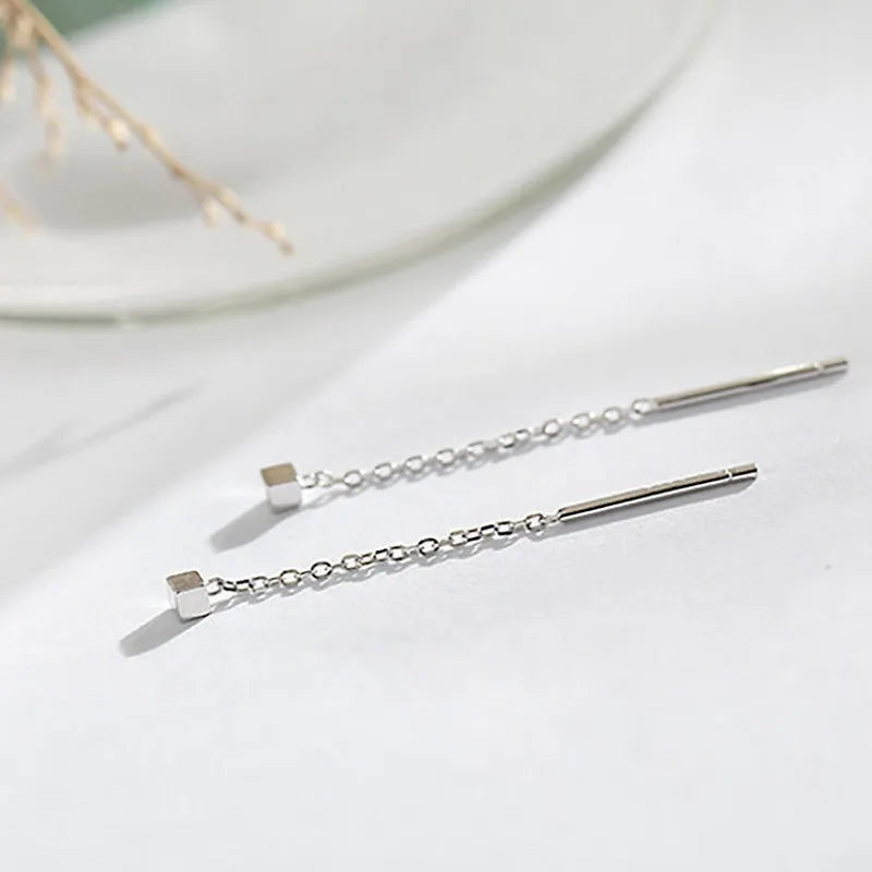 Kaelen – Cube Earrings with Stylish Tassels