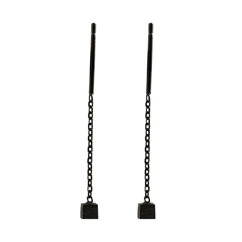 Kaelen – Cube Earrings with Stylish Tassels