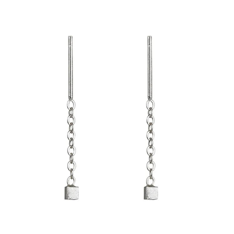 Kaelen – Cube Earrings with Stylish Tassels