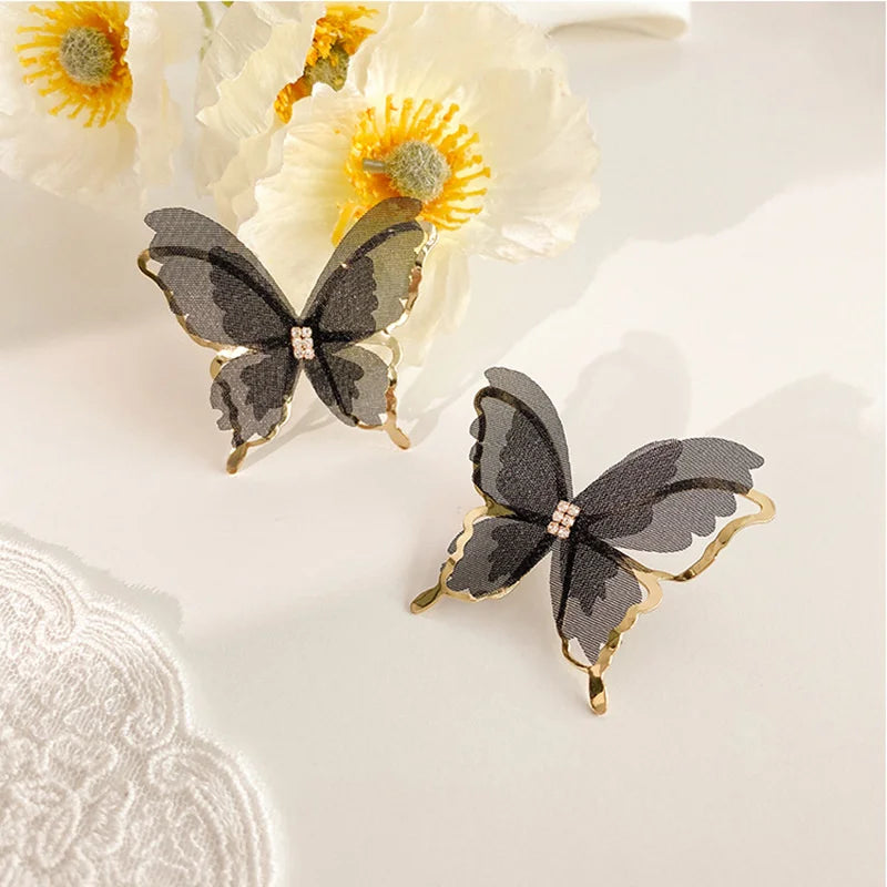 Jean – Butterfly Earrings made of Lightweight Weave