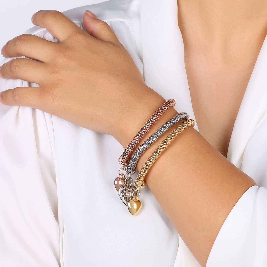 Aria – Metal bracelet featuring solid hearts