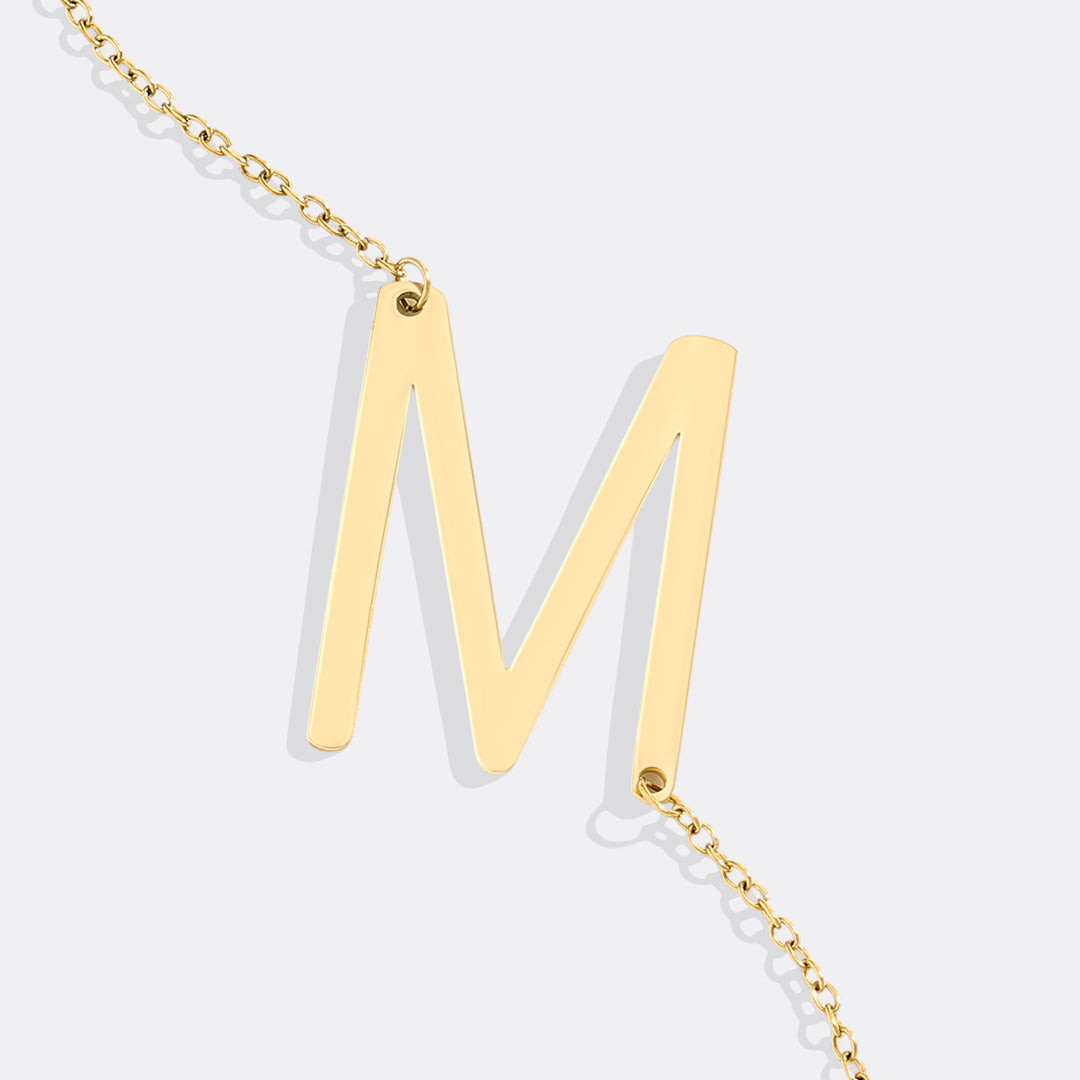 Inez – Necklace Initial Declarative