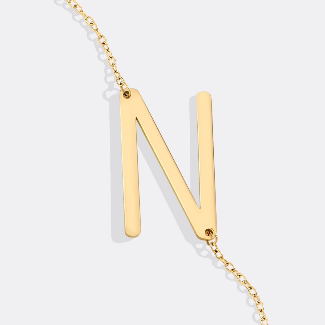 Inez – Necklace Initial Declarative