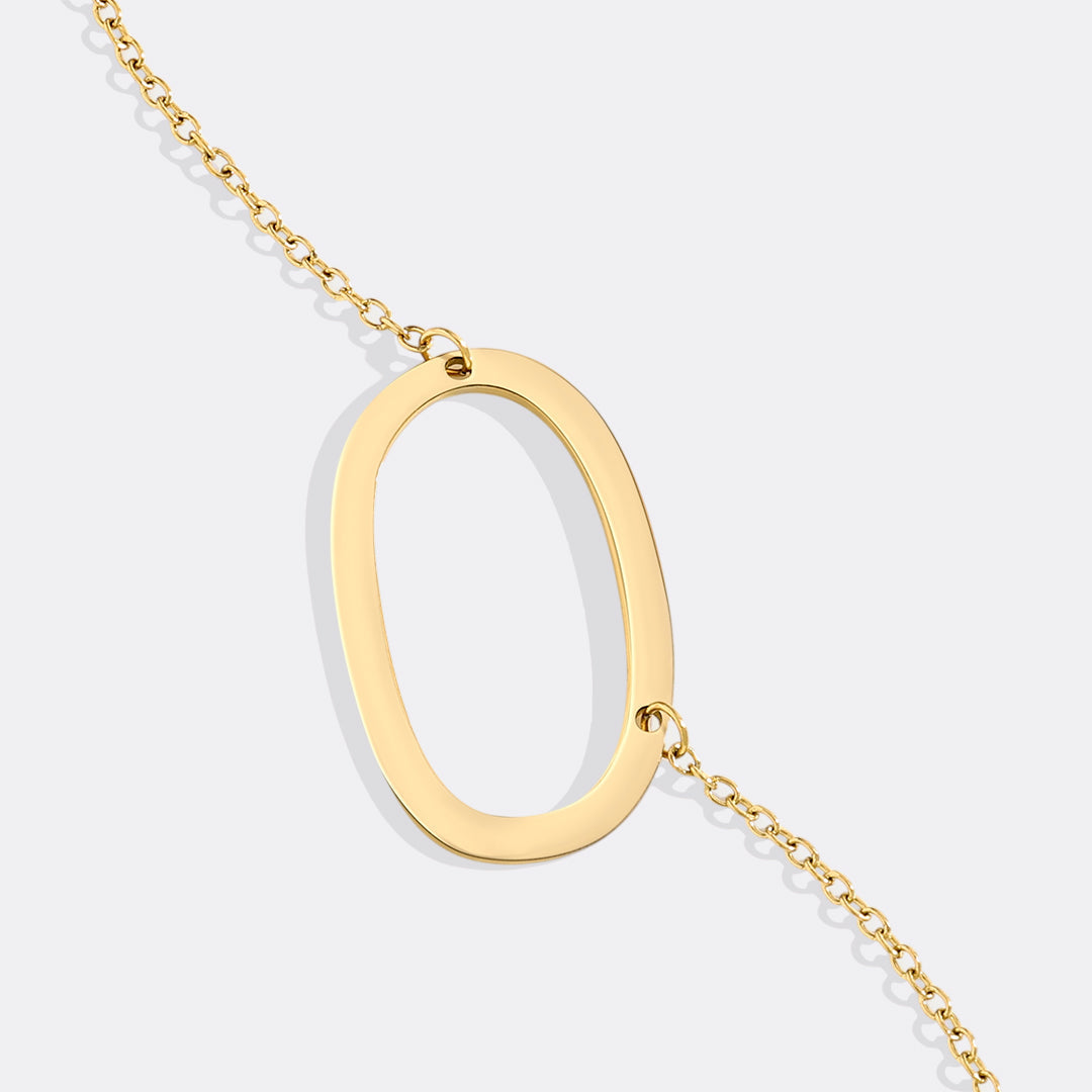 Inez – Necklace Initial Declarative