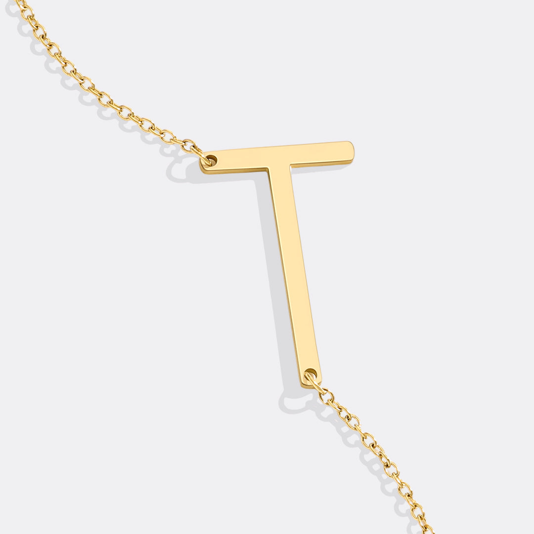 Inez – Necklace Initial Declarative