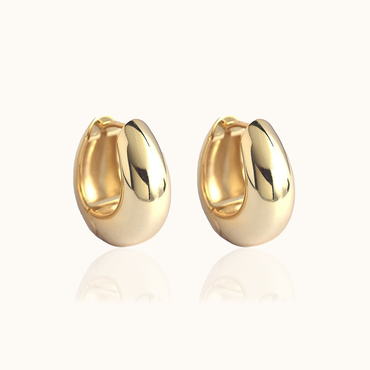 Iseul - Wide Huggie Hoop Earrings