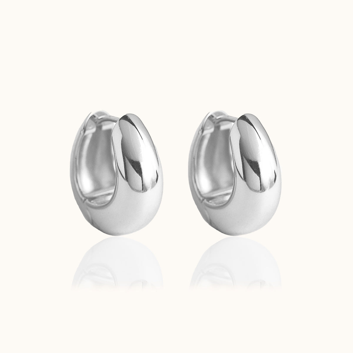 Iseul - Wide Huggie Hoop Earrings