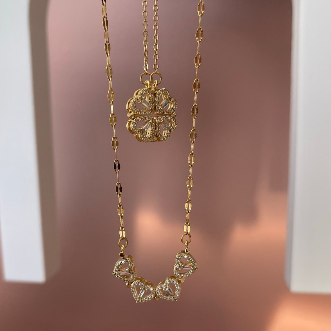 Necklace Featuring Four-Leaf Clover - Magnetic Heart Pendant