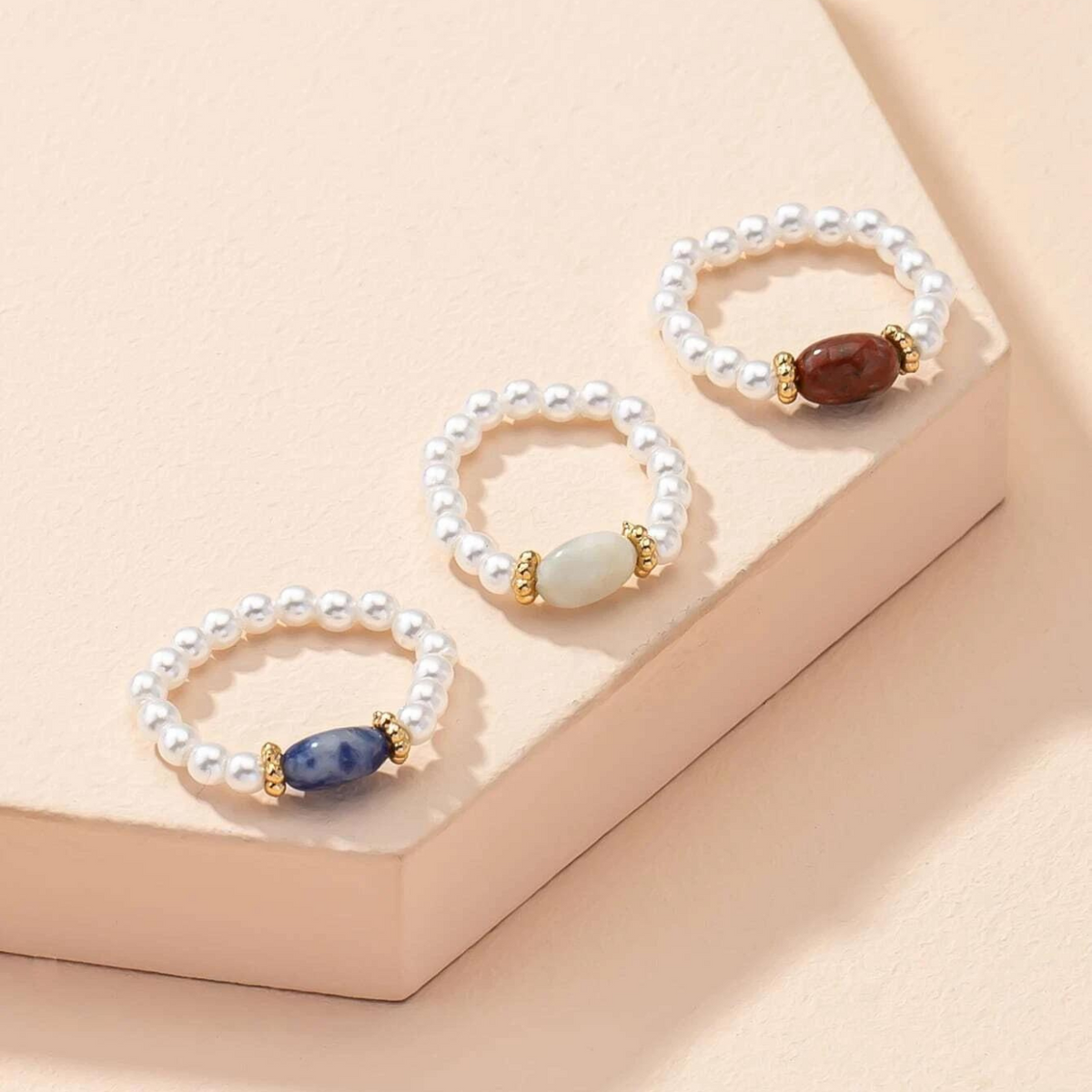 Stone Pearl - Vintage Ring Featuring Pearls