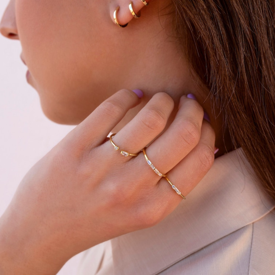 Petite Baguette - Subtle Round CZ Ring