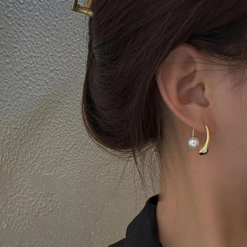 Pearl Water Drop Earring - Water Drop Earring with Pearl Clasp