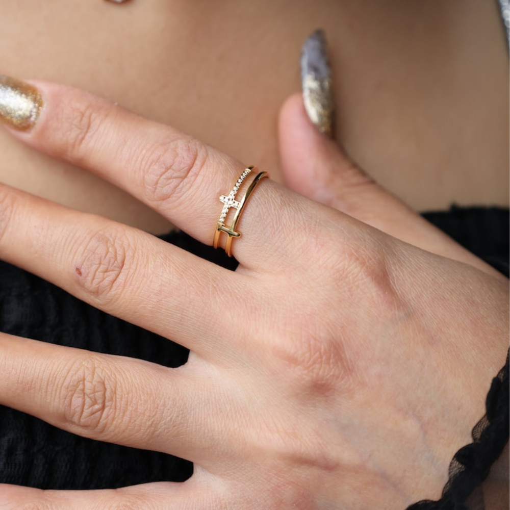 Double Bar - Elegant Cross Ring