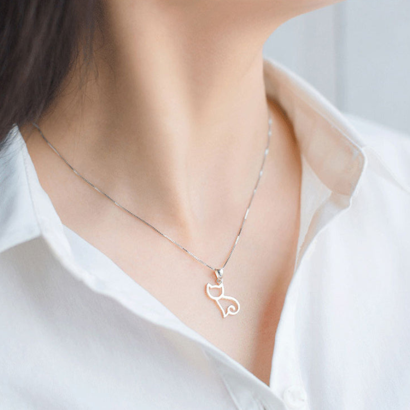 Adorable cat pendant - hollow necklace