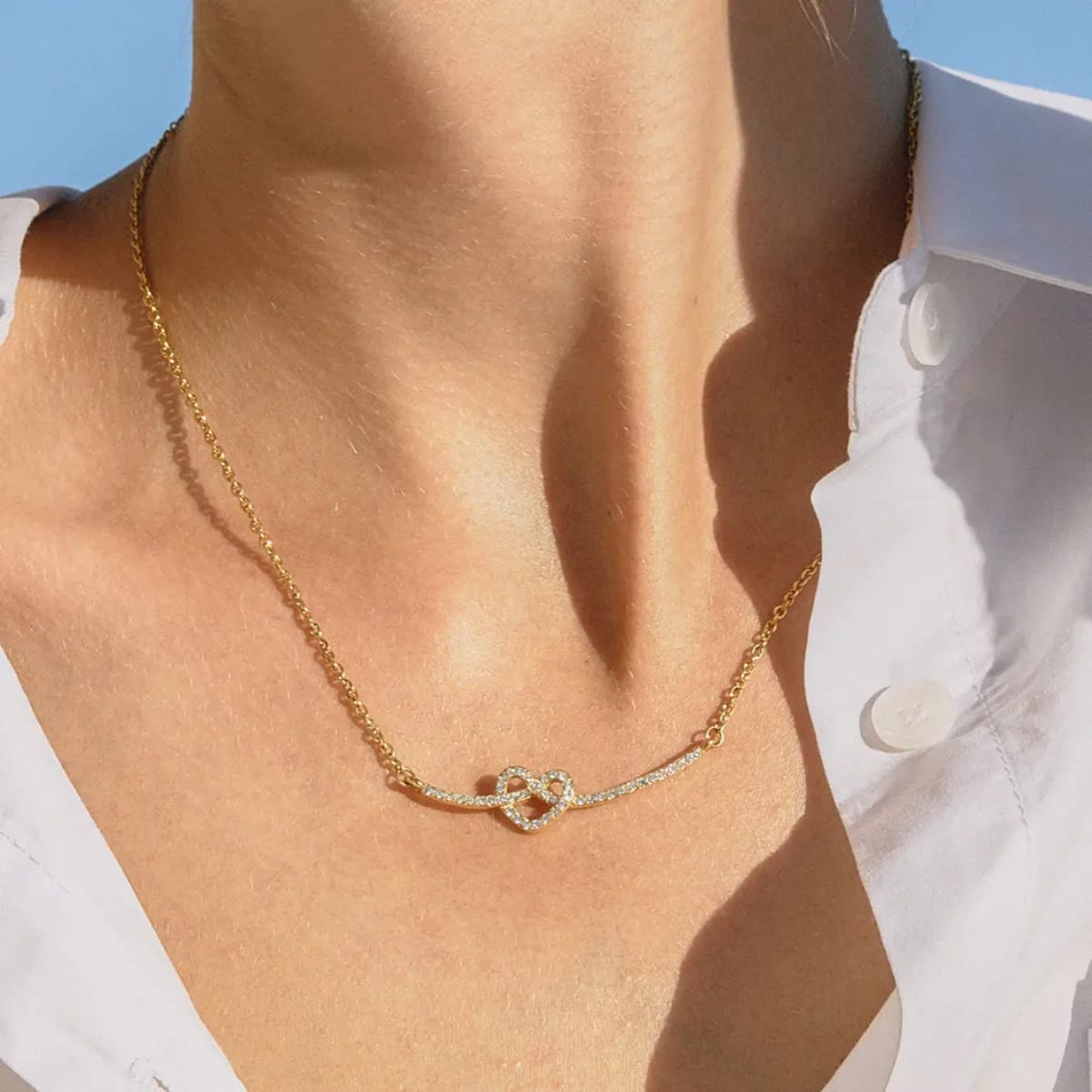 Valeria – Radiant Heart Necklace