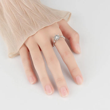 Helia – Calming Rotating Sun Ring