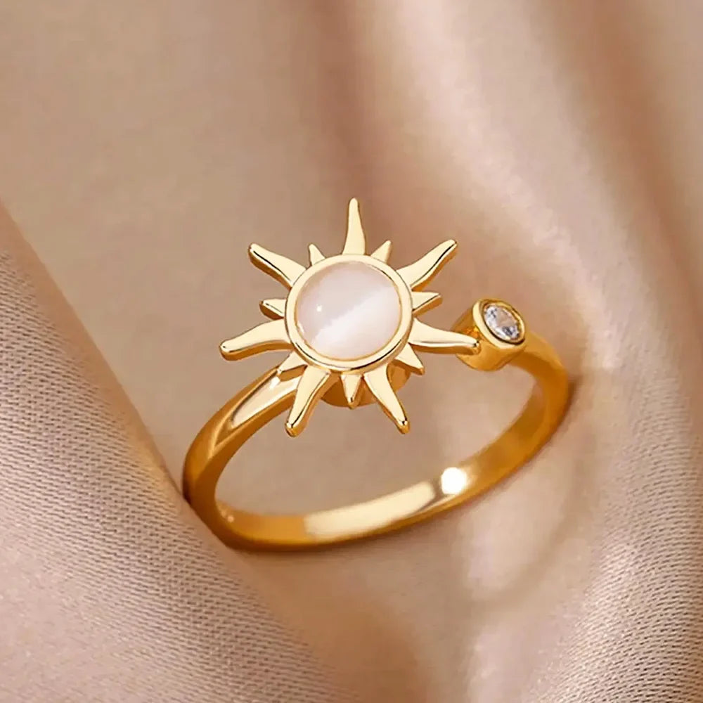 Helia – Calming Rotating Sun Ring