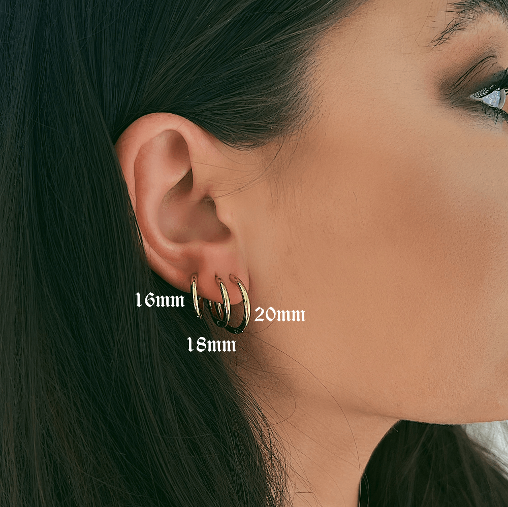 Celia – Chic Gold Hoops