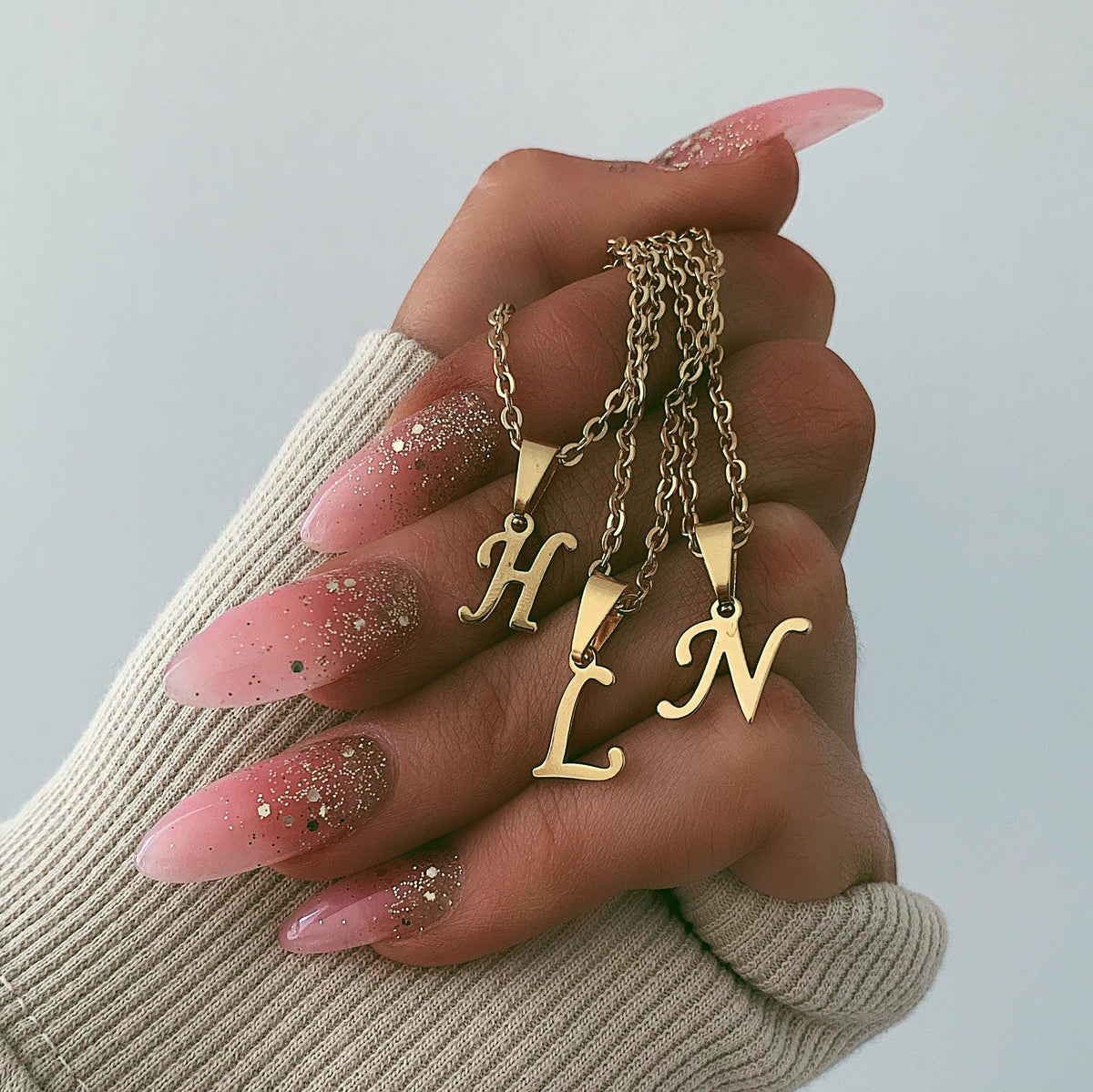 Alessia – Initial Necklace with 26 Letters