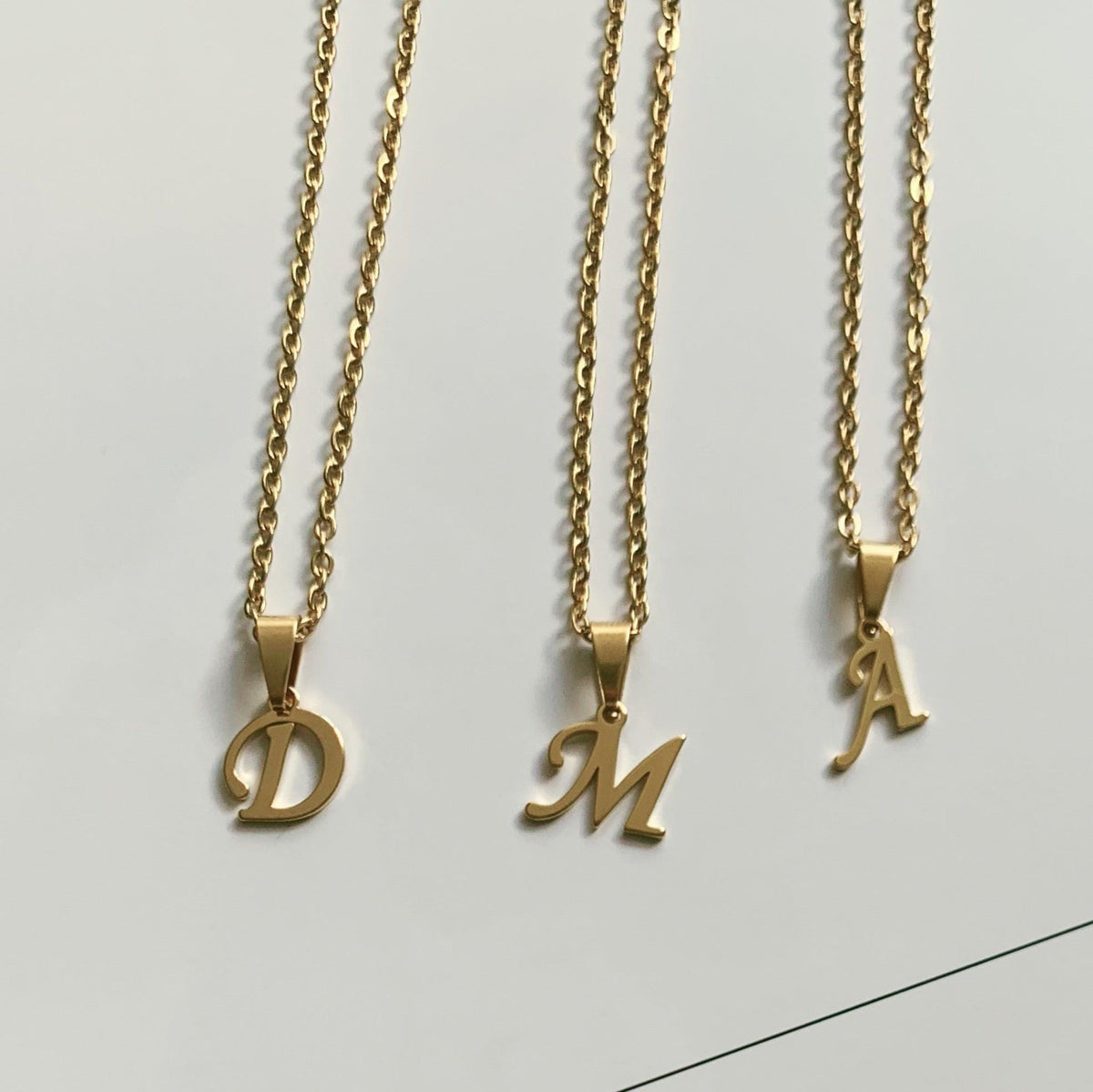 Alessia – Initial Necklace with 26 Letters