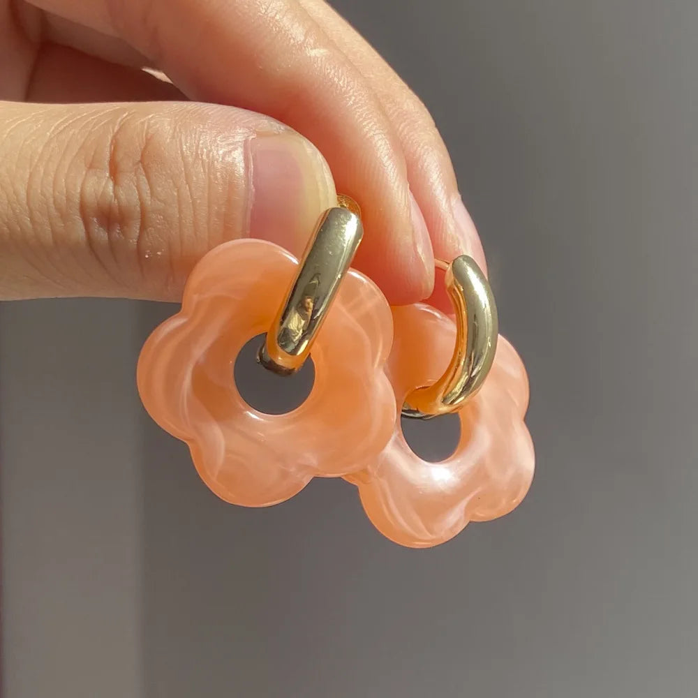 Florella – Flower Hoop Earrings Crafted from Premium Resin