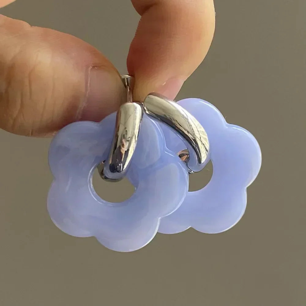 Florella – Flower Hoop Earrings Crafted from Premium Resin