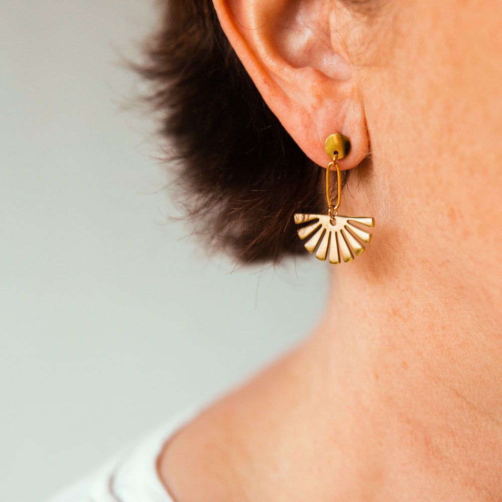 Flower Drop Earrings - Fan Earrings