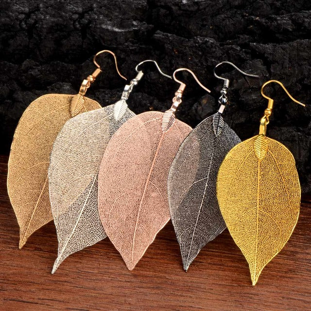 Larah – Leaf Motif Earrings in Boho Style