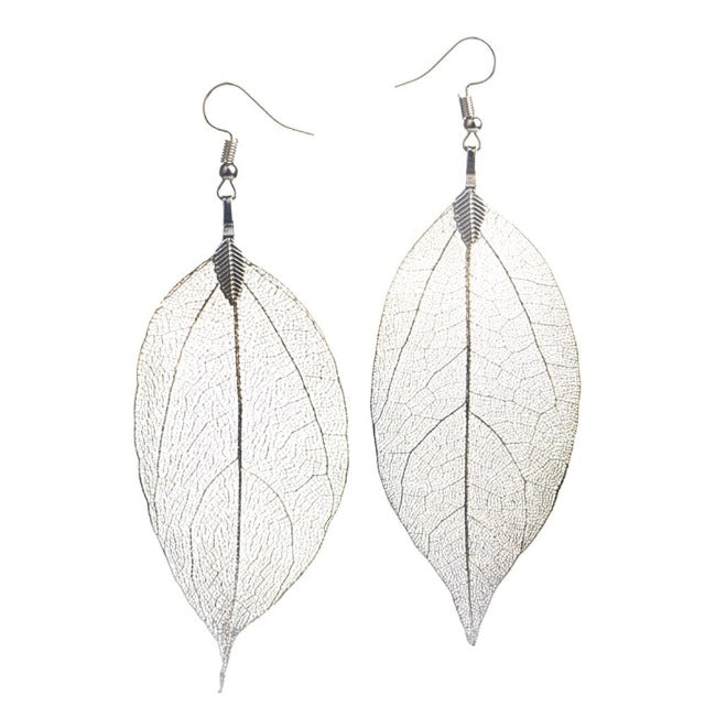 Larah – Leaf Motif Earrings in Boho Style