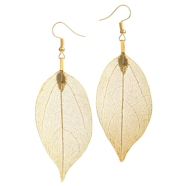 Larah – Leaf Motif Earrings in Boho Style