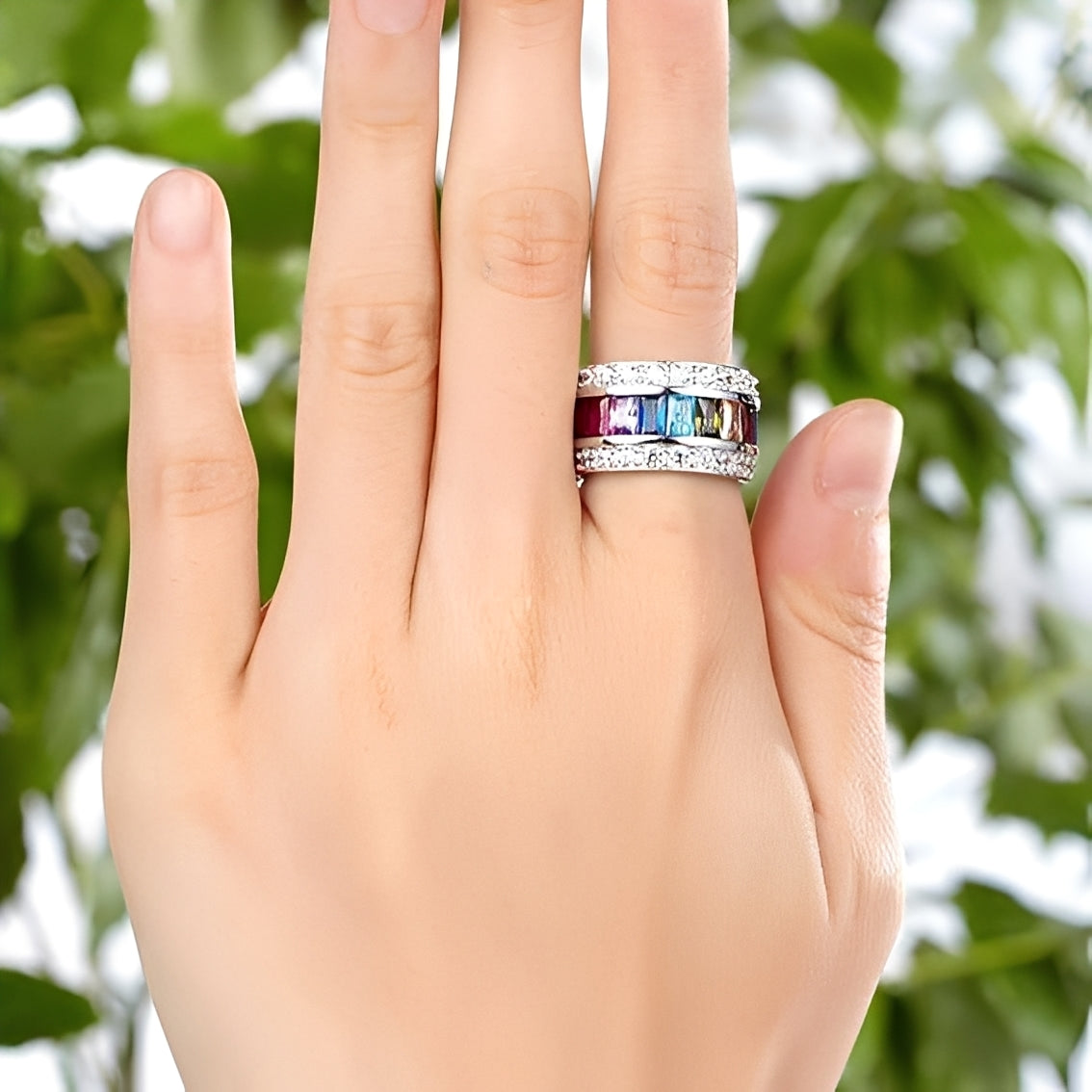 Sheena – Ring Featuring Multiple Stones in 925 Silver