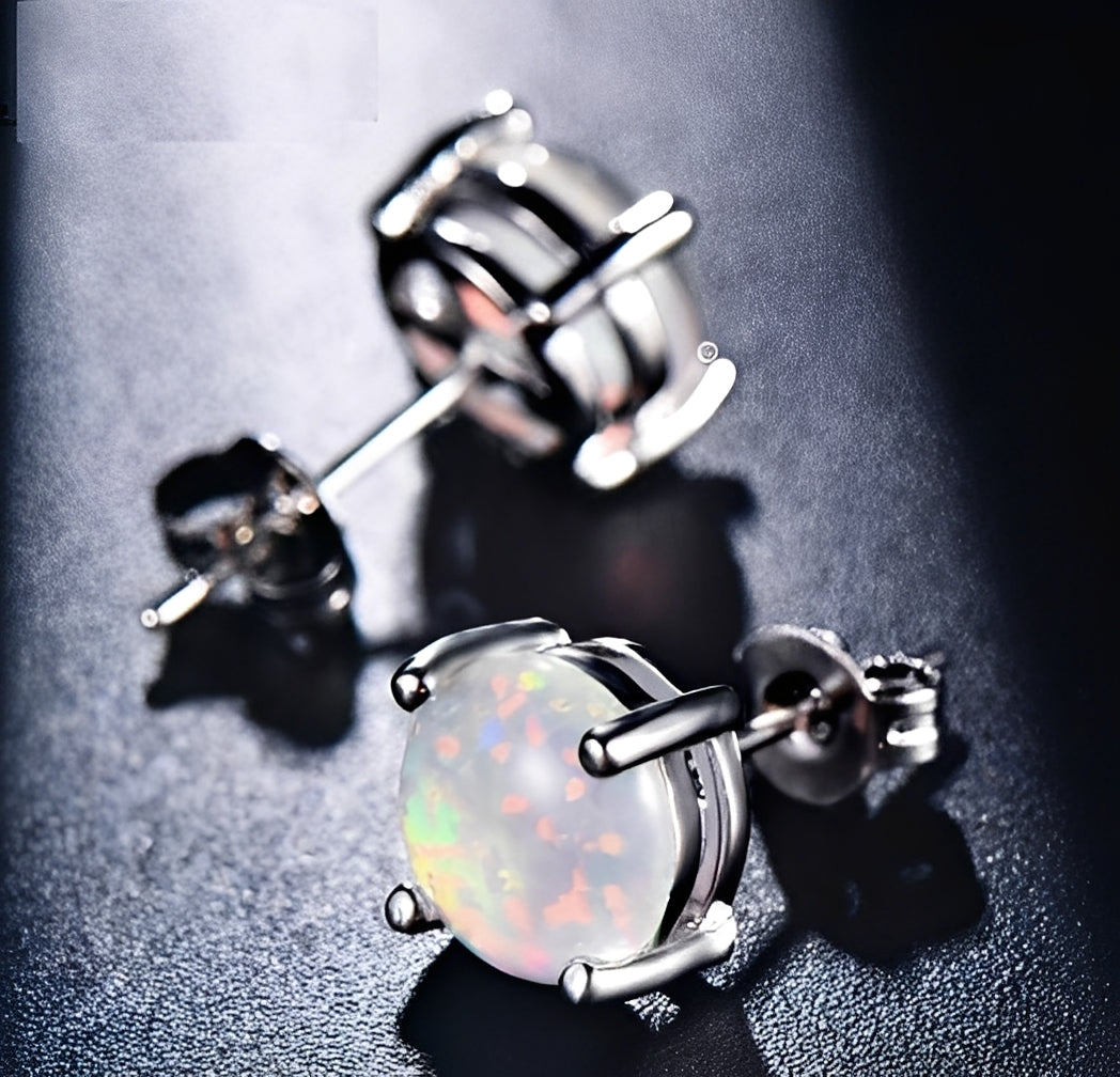 Camille – Chic stud earrings in opal