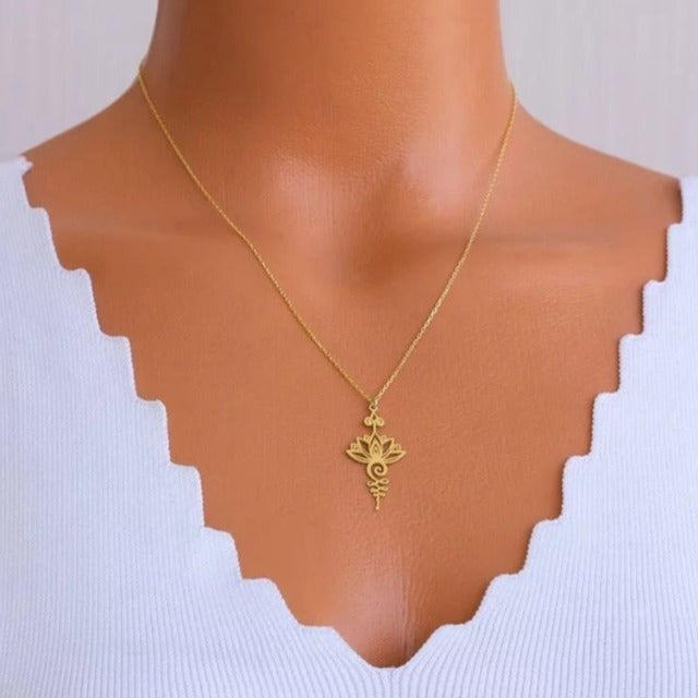 Lysia – Necklace Glow of the Lotus