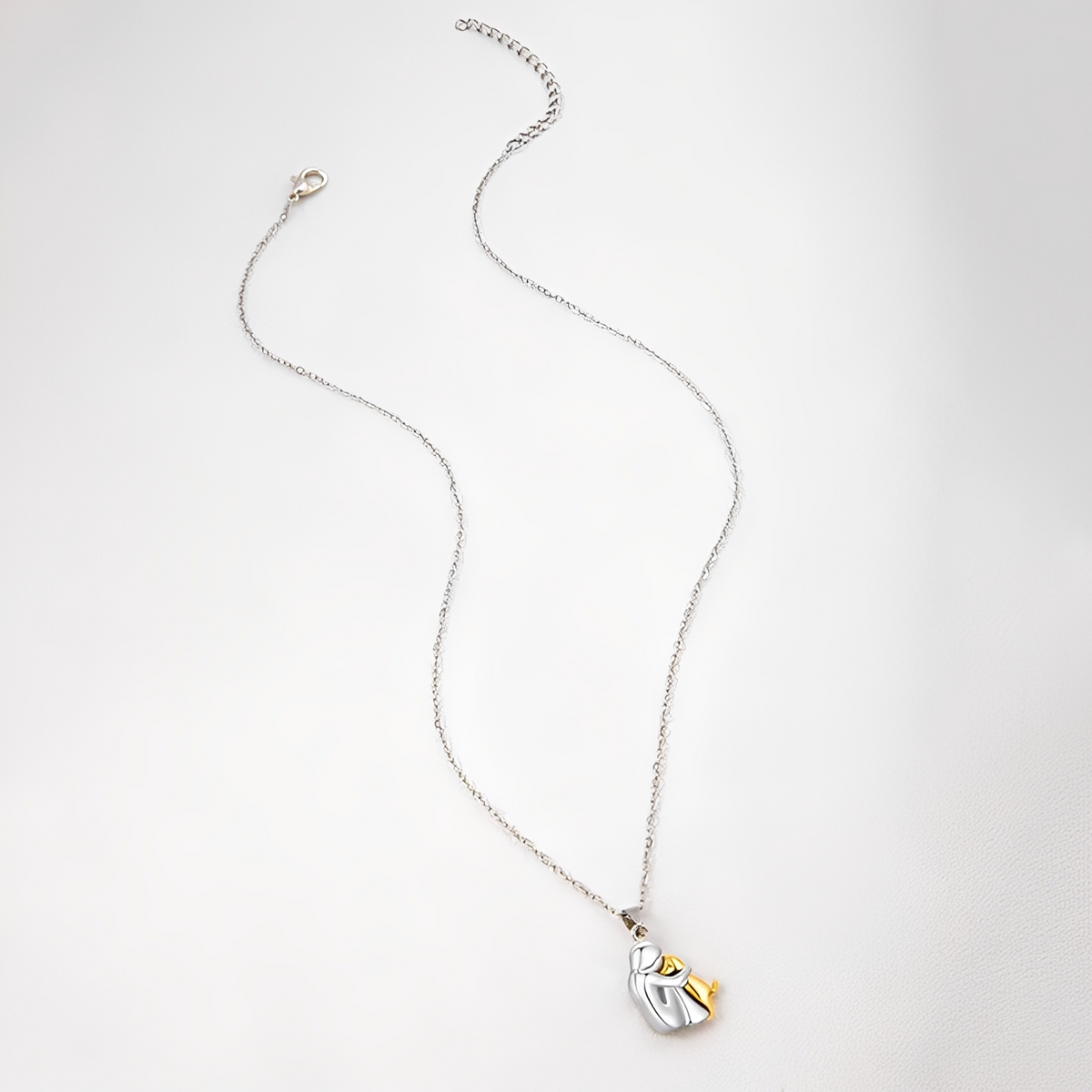 Neko – Necklace Pendant Embrace Dog and Owner