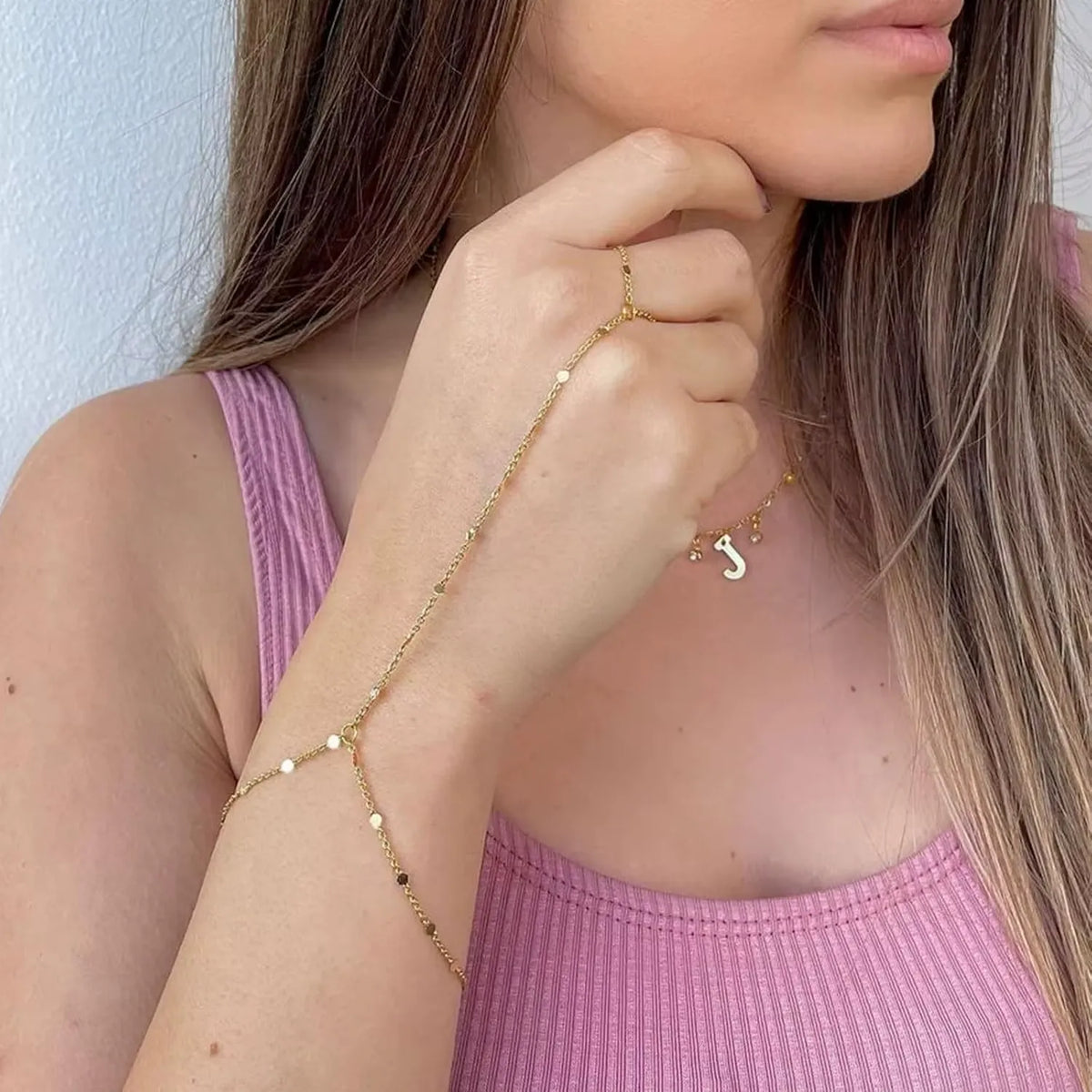 Lynda – Bracelet Featuring Oriental Chain Design
