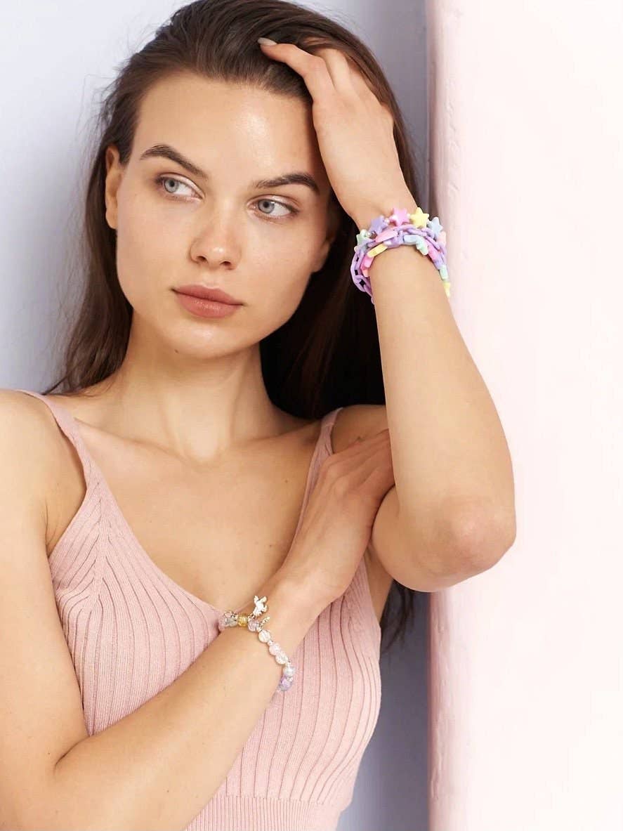 Dreamy - Pearl Bracelet featuring Unicorn Charm