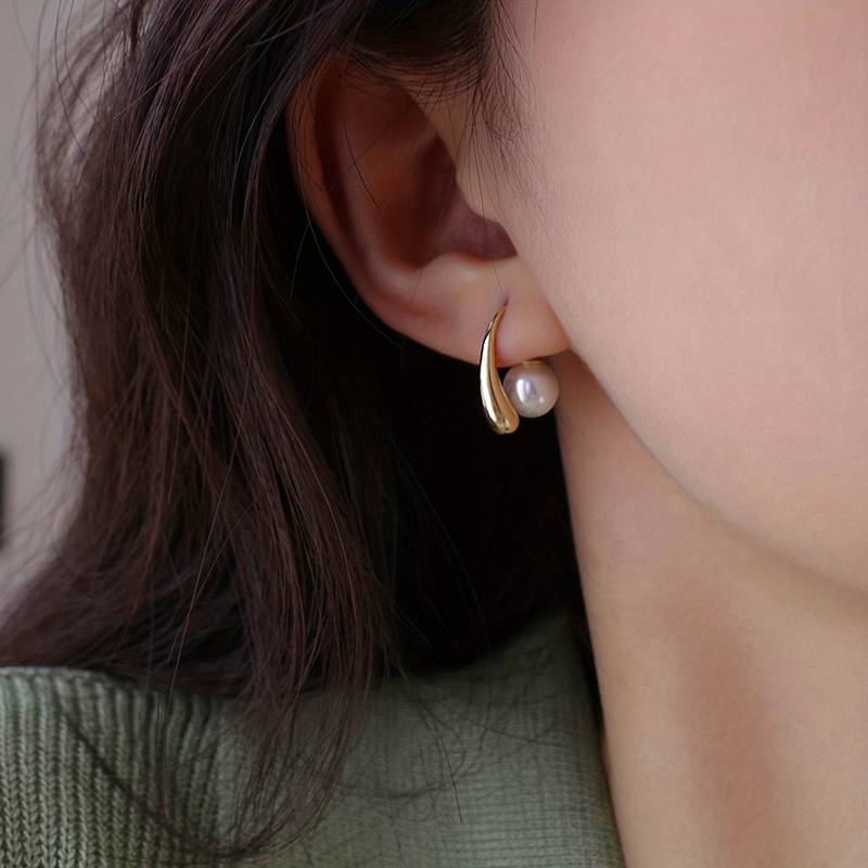 Pearl Water Drop Earring - Water Drop Earring with Pearl Clasp