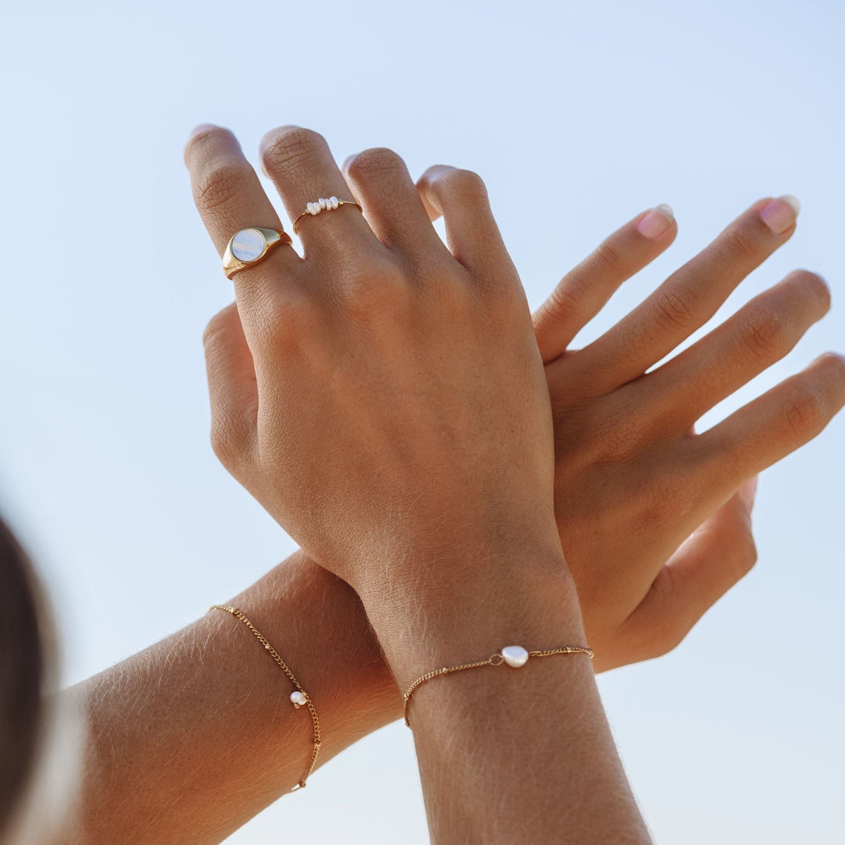 Lina – Ring featuring Small Natural Pearls