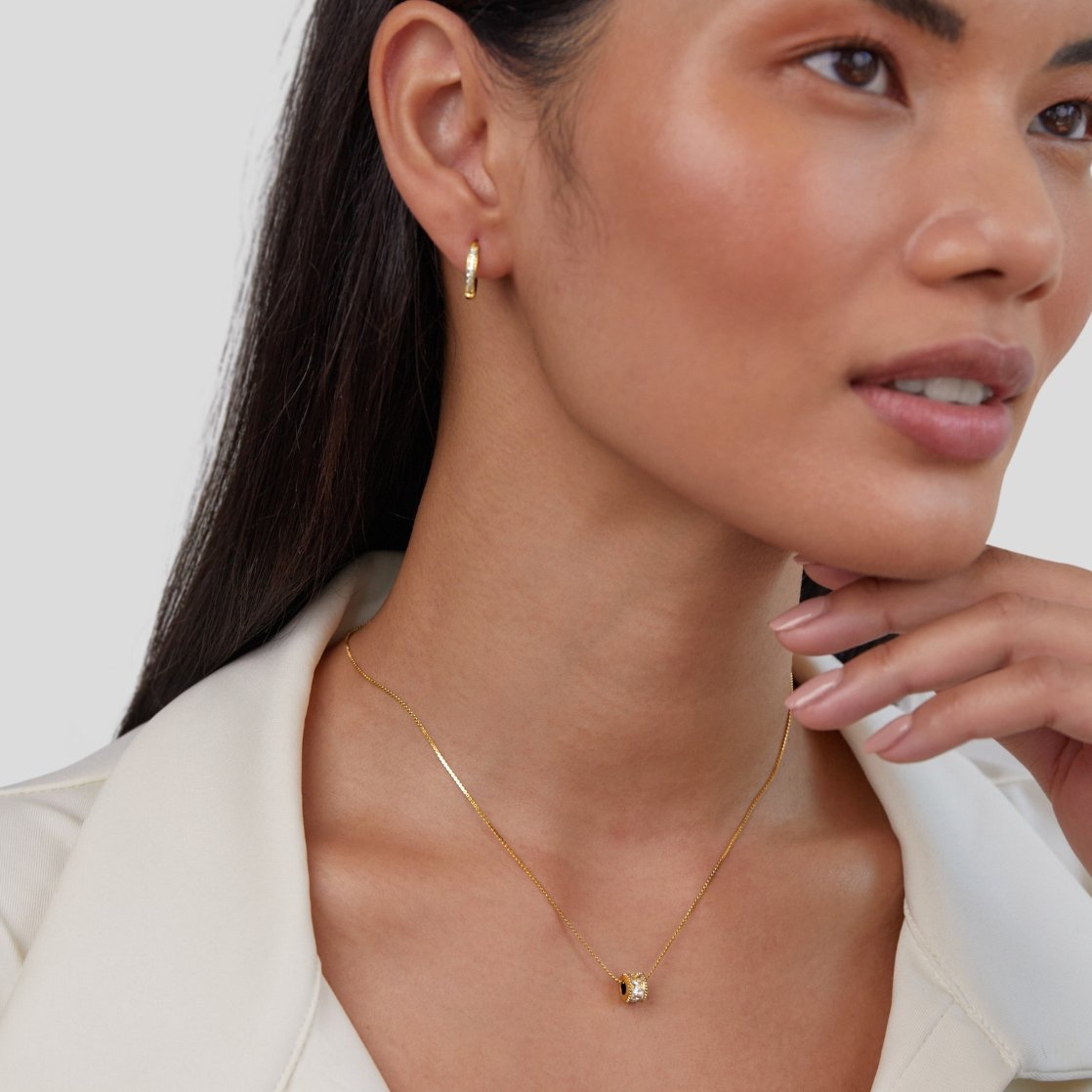 Gigi – Crystal Necklace in 18K Gold